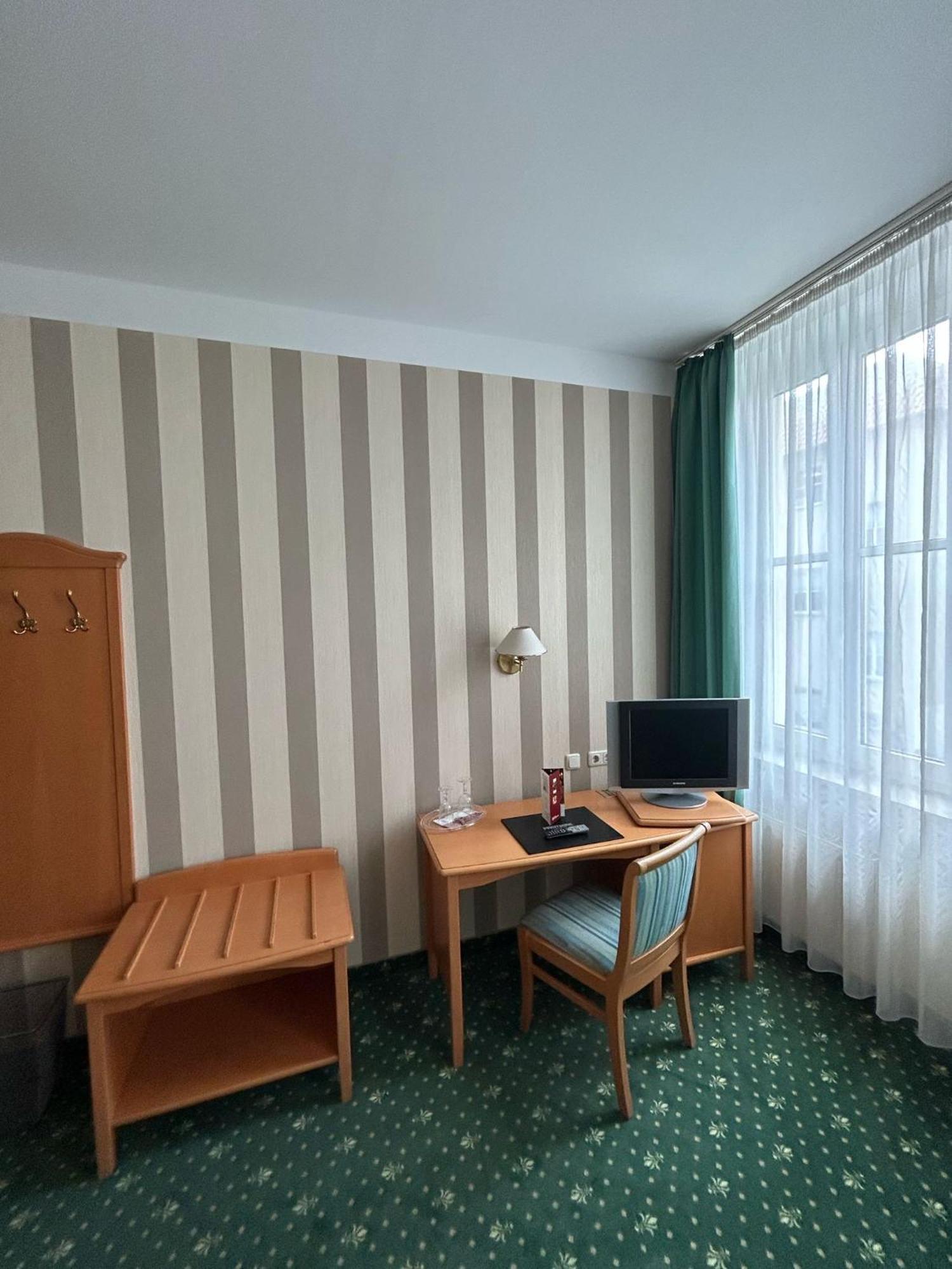 Hotel Uckermark Prenzlau Bagian luar foto