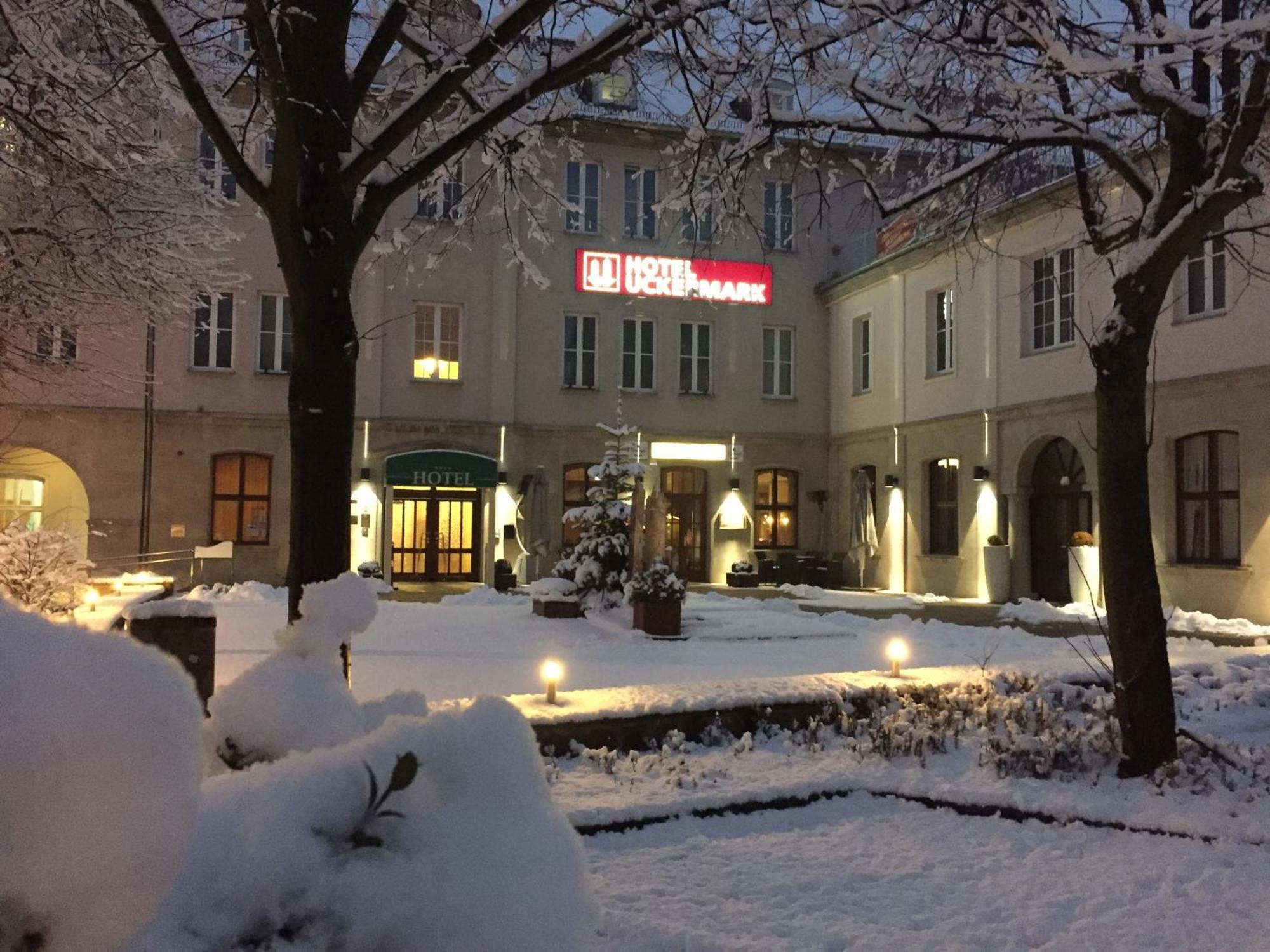Hotel Uckermark Prenzlau Bagian luar foto